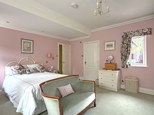 Photo 5- click for photo gallery